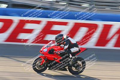 media/Jan-21-2022-Fastrack Riders (Fri) [[90b5309cc6]]/Level 2/Session 1 Front Straight/